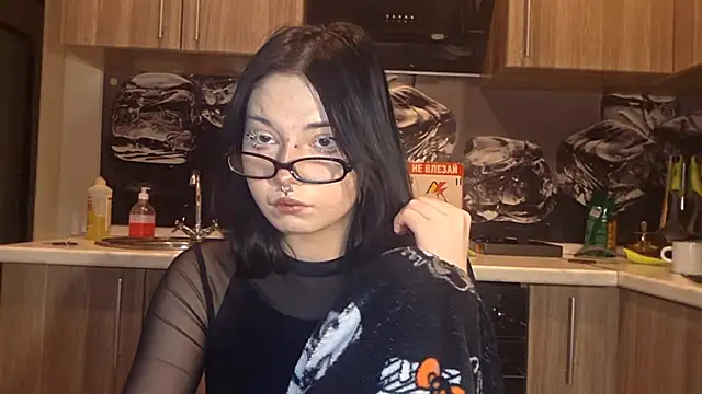 Beeping Creature online show from 02.08.26