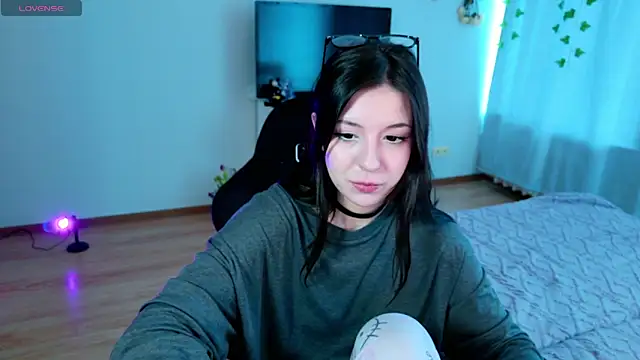 Azaliya Haze online show from 03.18.26