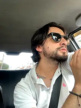 maximusdominus26 online show from 10.13.25