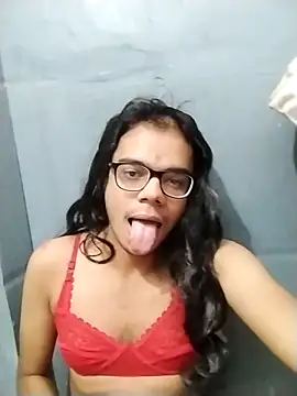 sexybobby13 online show from 11.28.25