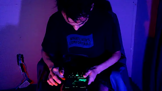 highinhtxx online show from 11.11.25