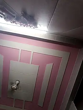 Snapshot of Tanya-905 chatting on 03.29.26 Tanya-905 online show from 03.29.26