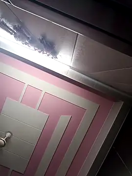 Snapshot of Tanya-905 chatting on 04.14.26 Tanya-905 online show from 04.14.26