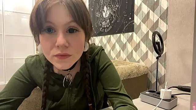 RebelKitsune online show from 10.12.25