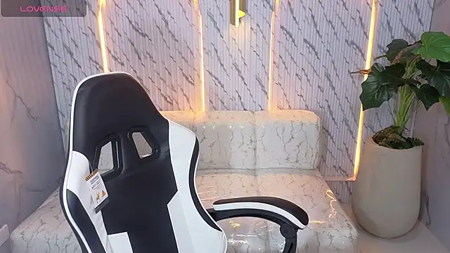 Snapshot of Terry_tx chatting on 10.07.25 Terry tx online show from 10.07.25