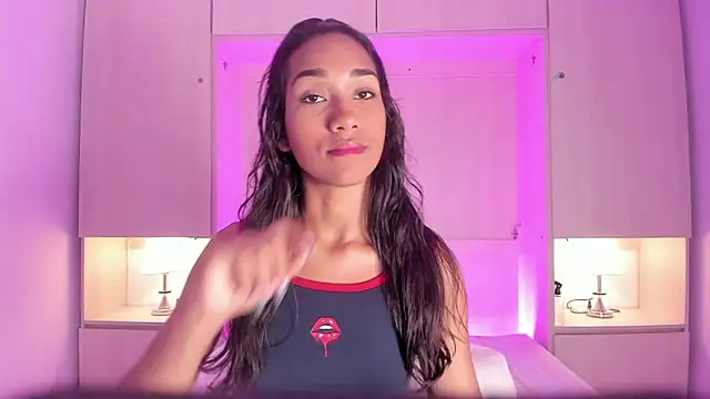 AnahiCollins online show from 03.24.26