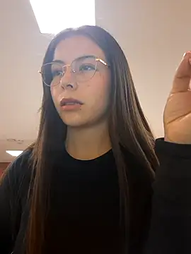 EmmaValencia  online show from 11.12.25