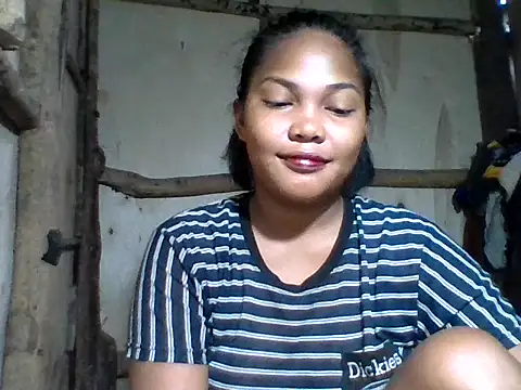 Snapshot of sweetlexypinay19 chatting on 05.06.26 sweetlexypinay19 online show from 05.06.26