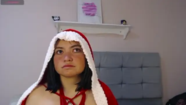 Snapshot of Wandaa- chatting on 11.28.25 Wandaa- online show from 11.28.25