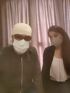 aska1986 online show from 10.25.25