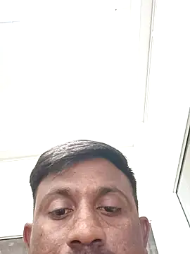 Snapshot of SlipperyRebound0 chatting on 10.29.25 SlipperyRebound0 online show from 10.29.25