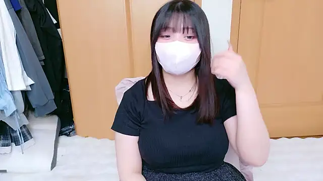 YUKINA 00 online show from 05.31.26