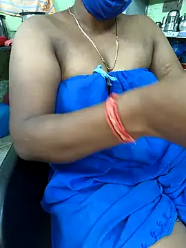 Snapshot of Tamilselviroja- chatting on 10.04.25 Tamilselviroja- online show from 10.04.25