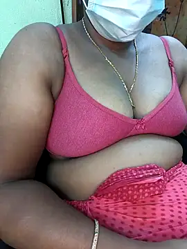 Snapshot of Tamilselviroja- chatting on 11.24.25 Tamilselviroja- online show from 11.24.25