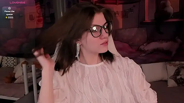 Snapshot of CathyAdams chatting on 02.12.26 CathyAdams online show from 02.12.26