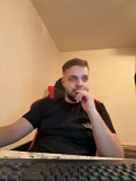 Snapshot of KingAdonisss chatting on 11.01.25 KingAdonisss online show from 11.01.25