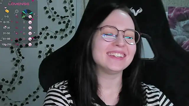 Snapshot of power_robynn chatting on 02.26.26 power robynn online show from 02.26.26