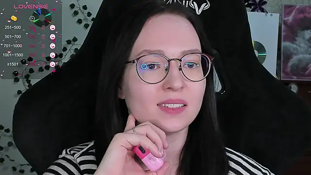 Snapshot of power_robynn chatting on 02.27.26 power robynn online show from 02.27.26