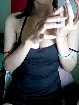 Snapshot of BiCute688 chatting on 02.15.26 BiCute688 online show from 02.15.26