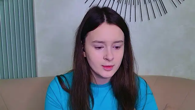 EvaSwen online show from 03.25.26