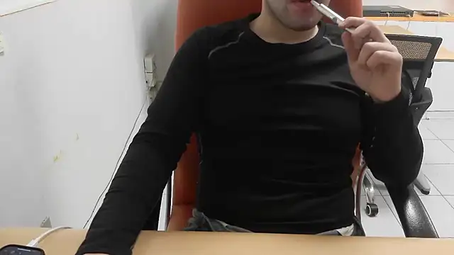 cazzo18cm3 online show from 12.16.25