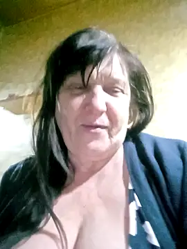 Snapshot of Apeesynka55211 chatting on 02.13.26 Apeesynka55211 online show from 02.13.26