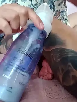 Snapshot of PutaAma420 chatting on 11.24.25 PutaAma420 online show from 11.24.25