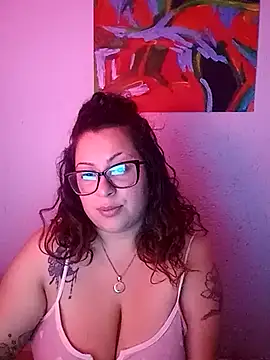 Snapshot of PutaAma420 chatting on 11.26.25 PutaAma420 online show from 11.26.25