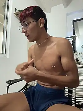 Snapshot of cherub_ chatting on 02.06.26 cherub online show from 02.06.26