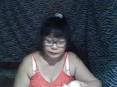 Snapshot of joy_cute chatting on 12.18.25 joy cute online show from 12.18.25