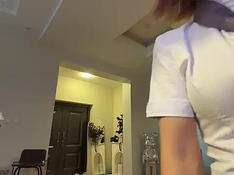 Snapshot of xiaowan_x chatting on 11.18.25 xiaowan x online show from 11.18.25