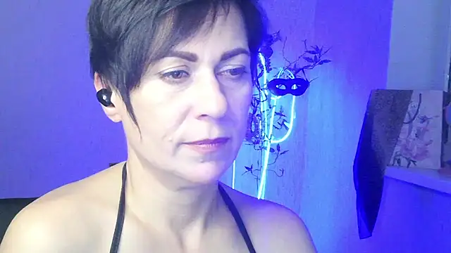 Snapshot of Ashley_Brookss chatting on 11.11.25 Ashley Brookss online show from 11.11.25