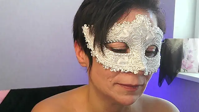 Snapshot of Ashley_Brookss chatting on 11.16.25 Ashley Brookss online show from 11.16.25