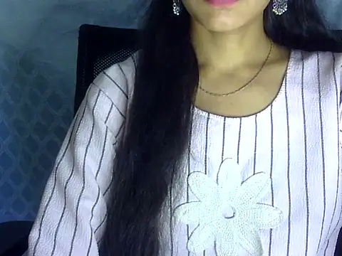 Snapshot of Shazi_1 chatting on 05.24.26 Shazi 1 online show from 05.24.26