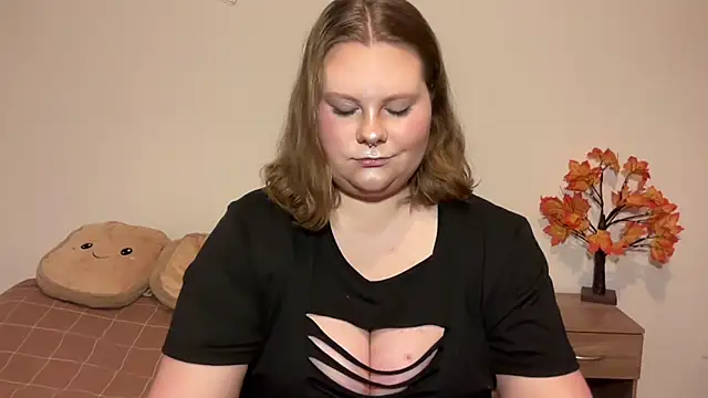 Snapshot of BriannaFlirty chatting on 12.03.25 BriannaFlirty online show from 12.03.25