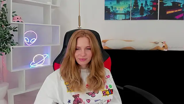 Snapshot of MelissaLiss chatting on 10.09.25 MelissaLiss online show from 10.09.25