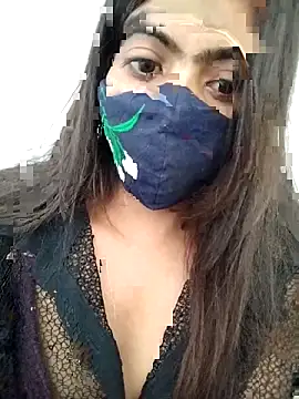 Snapshot of PEEHU-50 chatting on 11.06.25 PEEHU-50 online show from 11.06.25