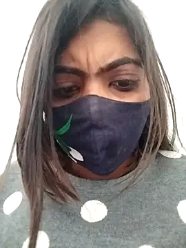 Snapshot of PEEHU-50 chatting on 11.07.25 PEEHU-50 online show from 11.07.25