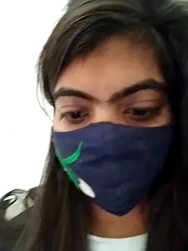 Snapshot of PEEHU-50 chatting on 11.10.25 PEEHU-50 online show from 11.10.25