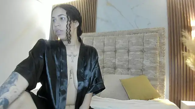 Annie roselle online show from 02.08.26