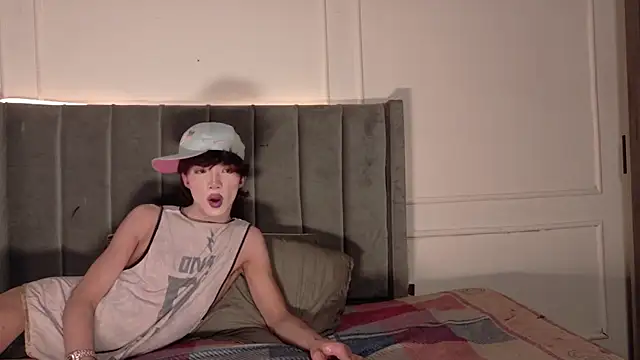 luxuryheaven 8 online show from 02.21.26