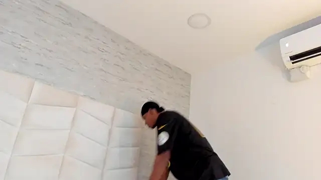 jax black online show from 01.15.26