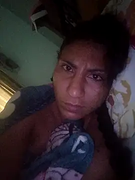 Snapshot of Lucyfoox chatting on 03.26.26 Lucyfoox online show from 03.26.26