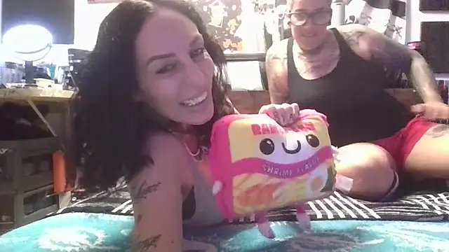 inkdhollow1 online show from 11.20.25