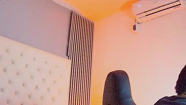 venedic bull online show from 10.17.25