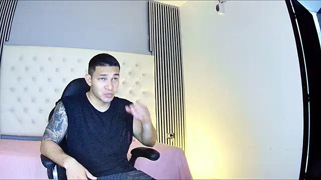 venedic bull online show from 10.20.25