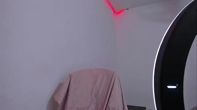 Lia0109 online show from 12.14.25