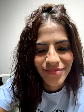 Snapshot of IamEvaGate chatting on 10.20.25 IamEvaGate online show from 10.20.25