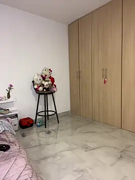 Snapshot of Zoe_riivas chatting on 10.11.25 Zoe riivas online show from 10.11.25