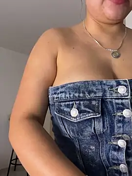 Snapshot of Zoe_riivas chatting on 10.23.25 Zoe riivas online show from 10.23.25